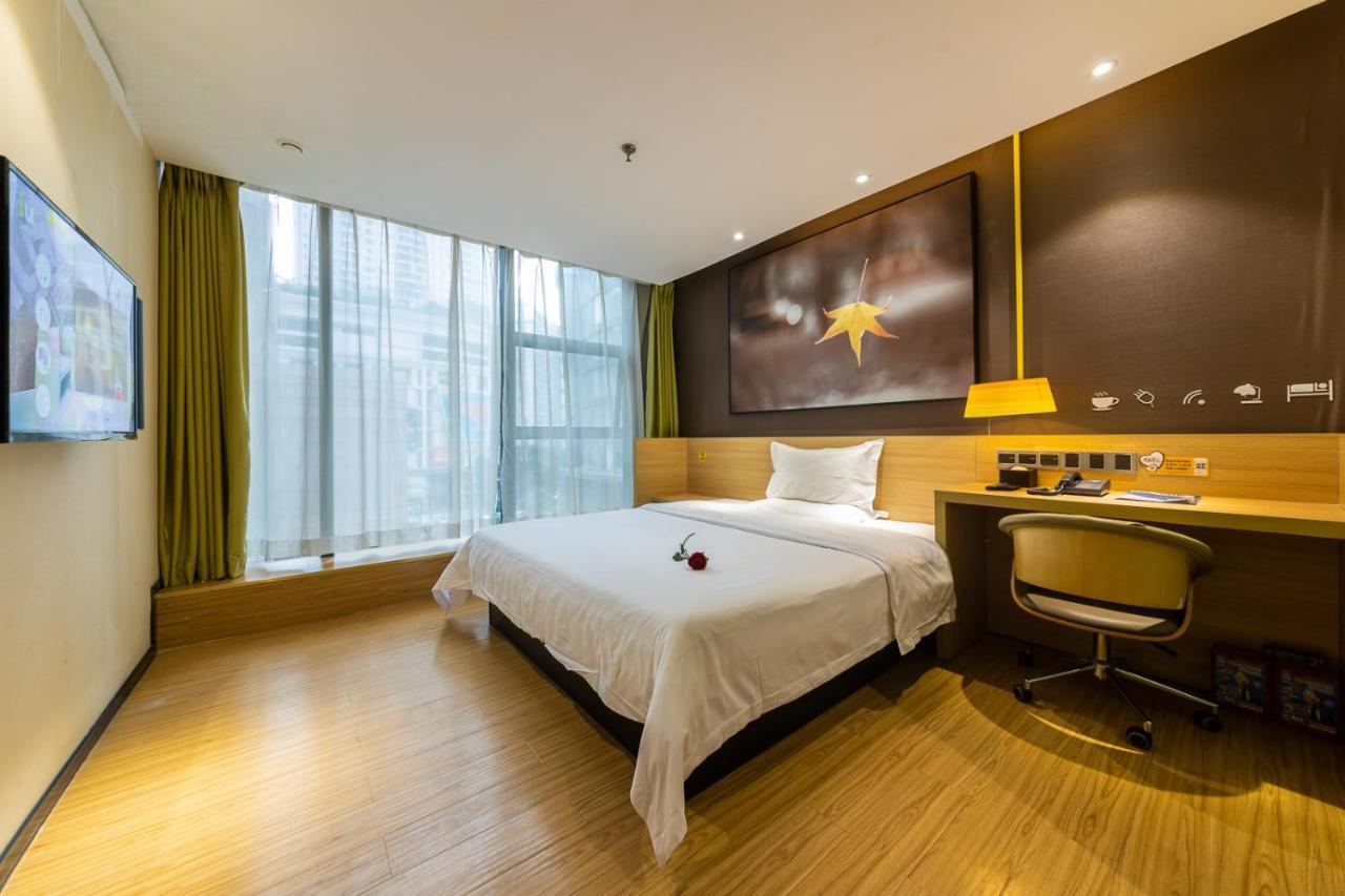 Iu Hotel Chongqing Jiefangbei ภายนอก รูปภาพ